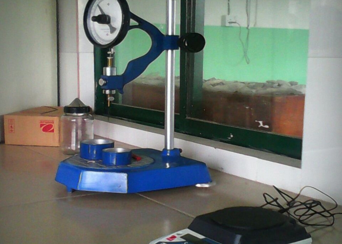 engineering laboratory03