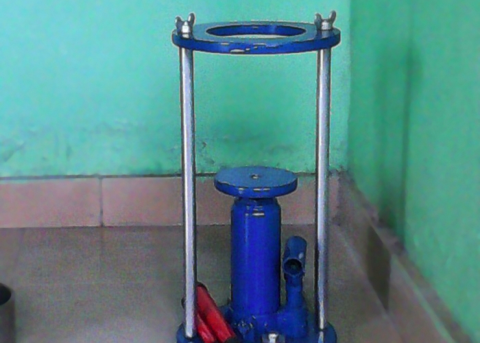 engineering laboratory08